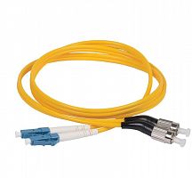 Патч-корд оптический коммутационный переходной для одномодового кабеля (SM); 9/125 (OS2); FC/UPC-LC/UPC; двойного исполнения (Duplex); LSZH (дл.1м) ITK FPC09-FCU-LCU-C2L-1M в Максэлектро